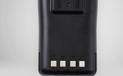 手持臺(tái)對(duì)講機(jī)：620等雙節(jié)鋰電池放久了，充電一段時(shí)間仍不能使用怎么辦?